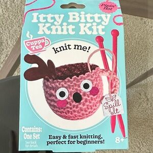 Itty Bitty Knit Kit - Pink